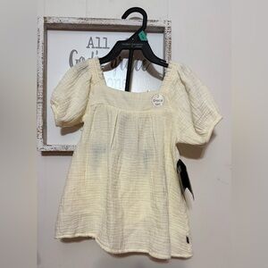 Charming Cream Puff Sleeve baby 6-9 months Blouse/bloomers set